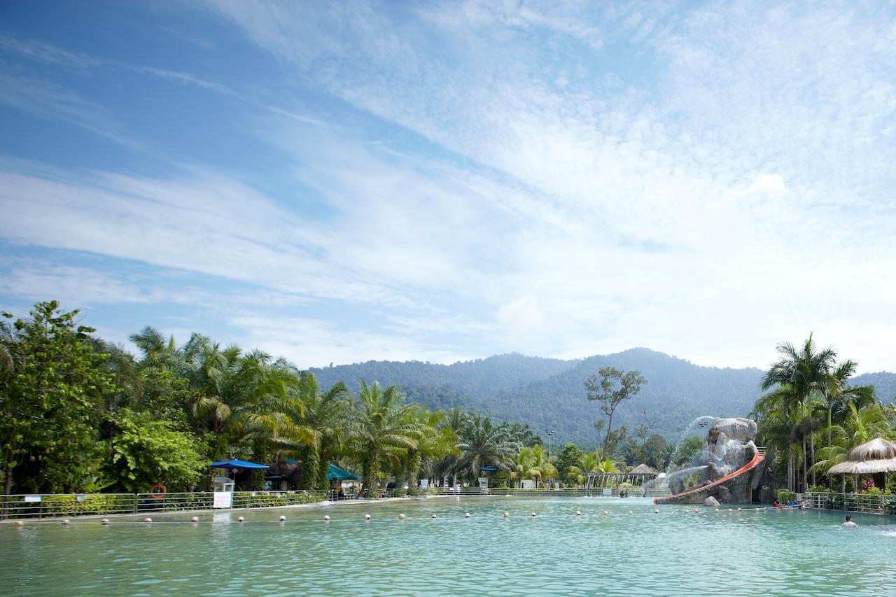 Felda Residence Hot Springs Sungkai Exterior photo