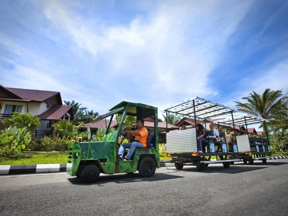 Felda Residence Hot Springs Sungkai Exterior photo